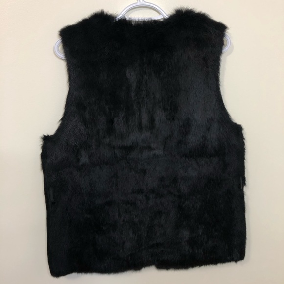 COACH FAUX FUR VEST - Picture 3 of 3
